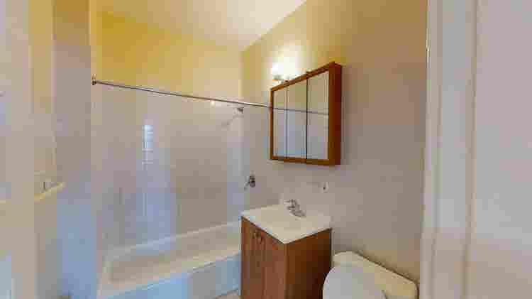 1 BR in Boston