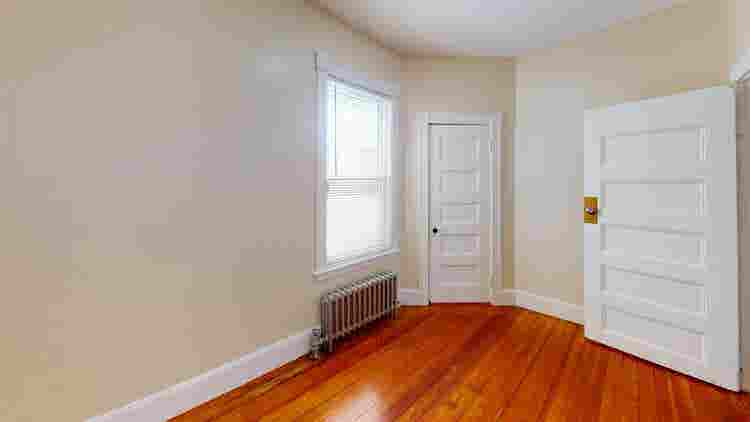 1 BR in Boston