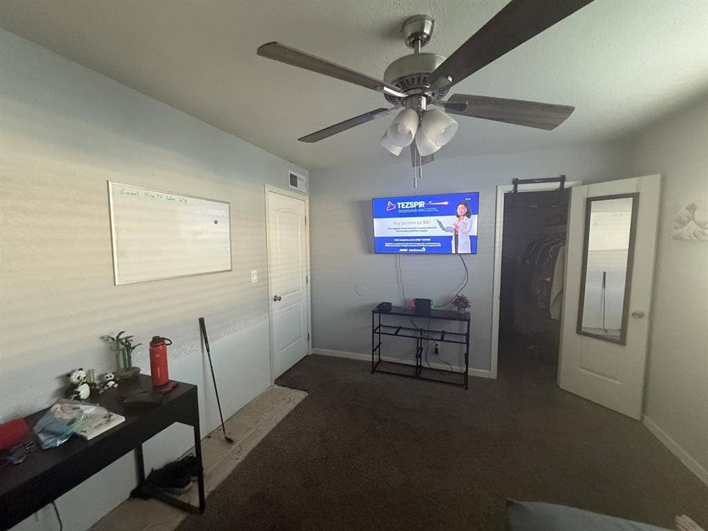 Close to
ASU, utilities included