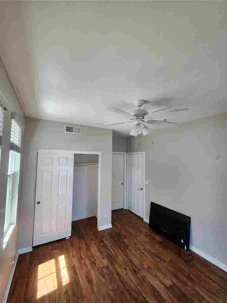 1 bedroom available in 3-bed apt