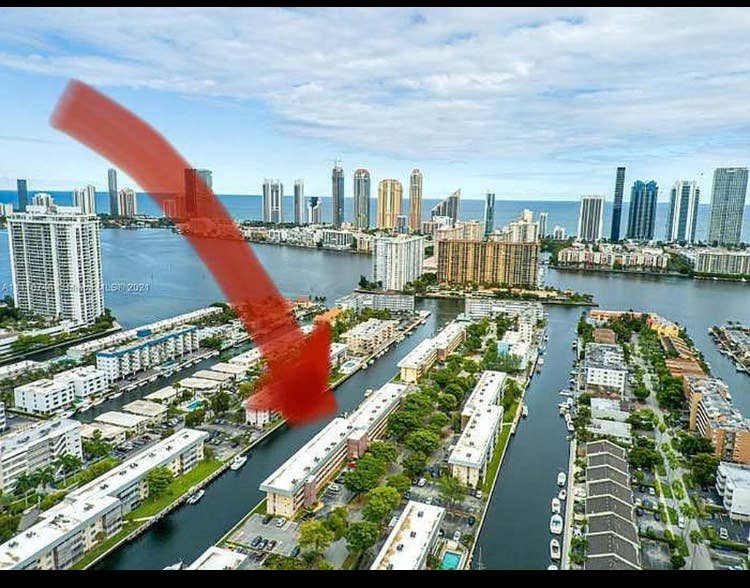 Spacious Canal Front Penthouse Apt