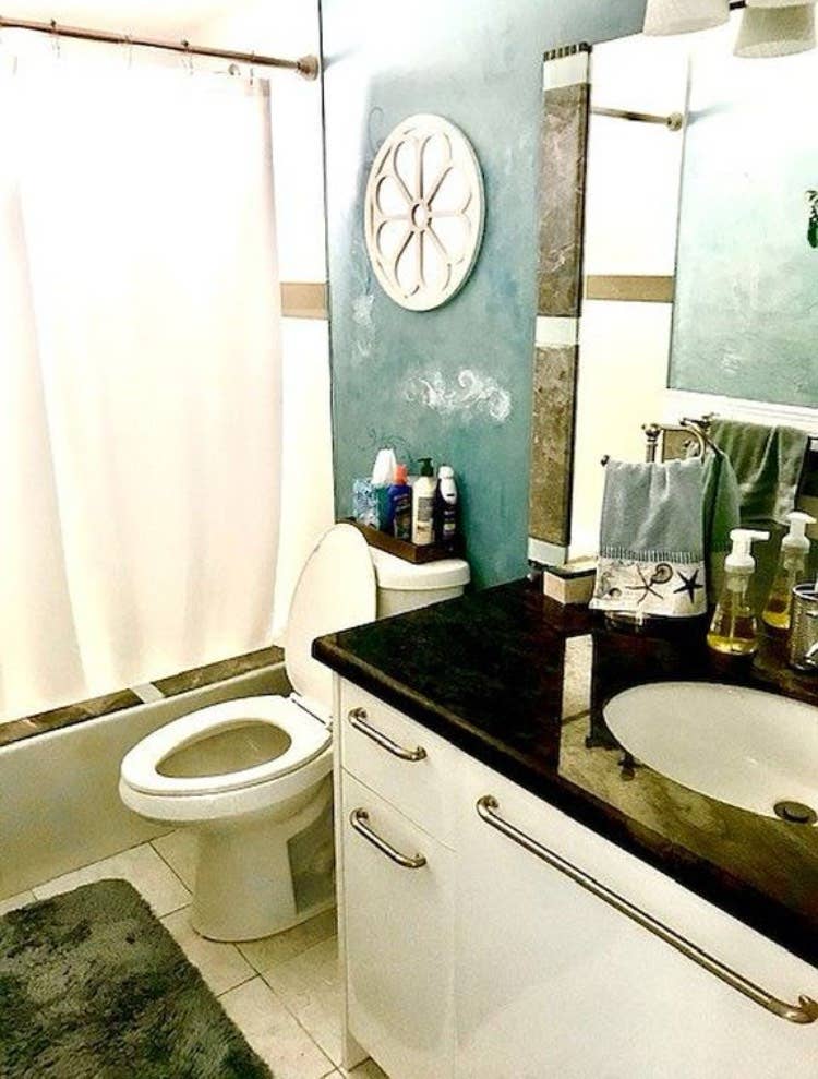 Spacious Canal Front Penthouse Apt