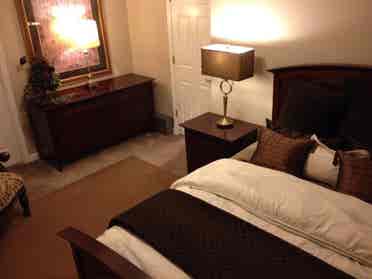 Private room and home share 