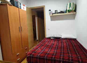 Alquilo habitación