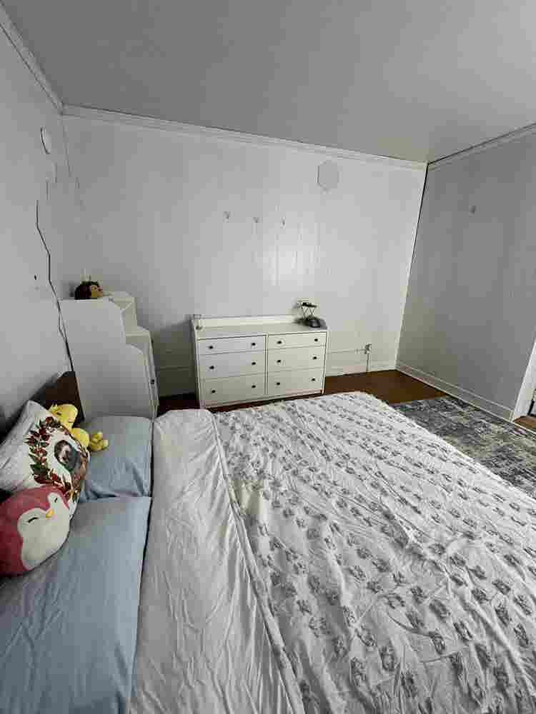 Spacious Private Room