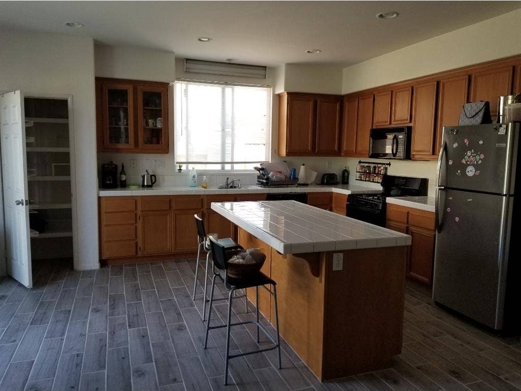 Large, spacious & bright house