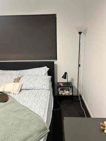 One bedroom in Yeerongpilly