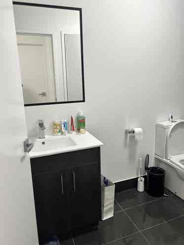 One bedroom in Yeerongpilly