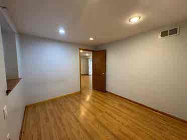 Spacious 2BR W/ Utilities Included