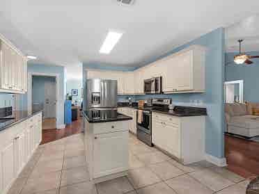 Filling two rooms. Pool/No HOA