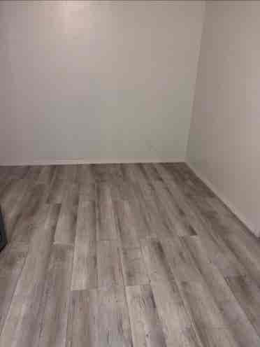 Efficiency room for rent