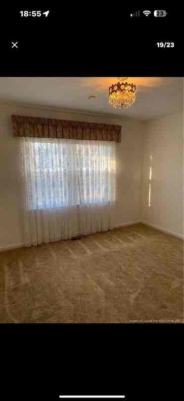 Room for rent near Base