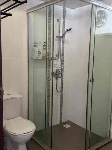 Single room for rent at Singapore