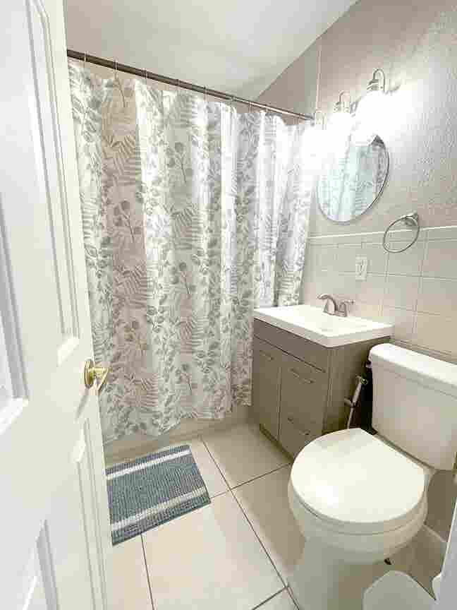 Entire House - furnished optional
