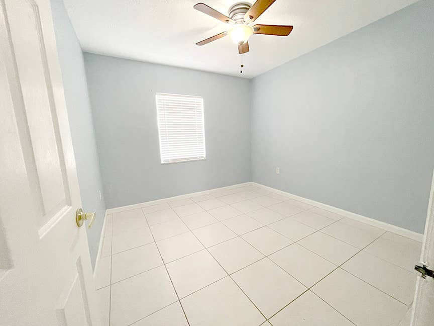 Entire House - furnished optional