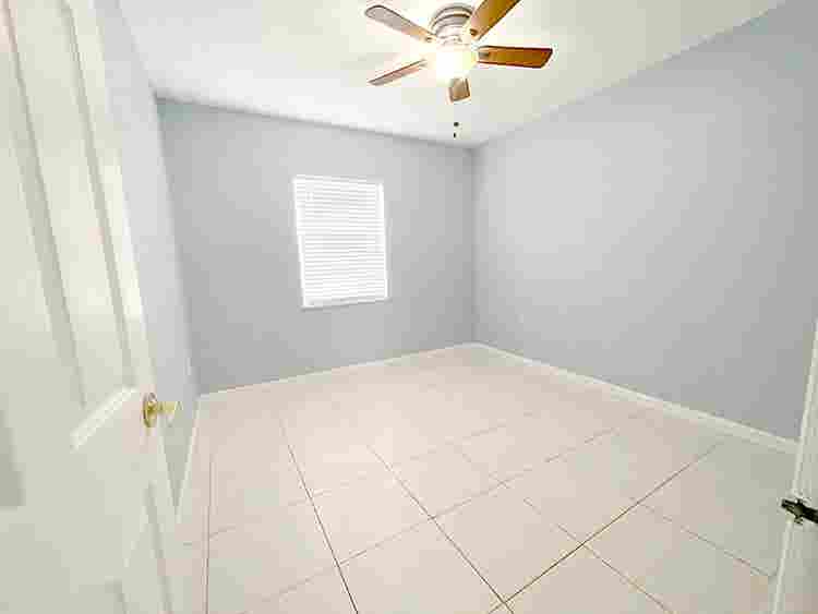 Entire House - furnished optional