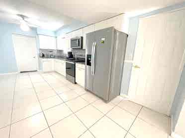 Entire House - furnished optional