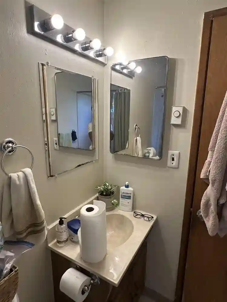 Looking for roommate!