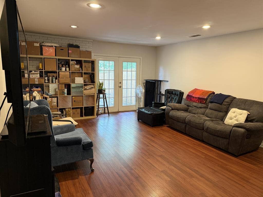 Room in Lake Highlands duplex