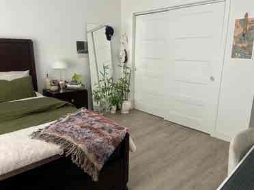 Chambre principale à louer! 😊