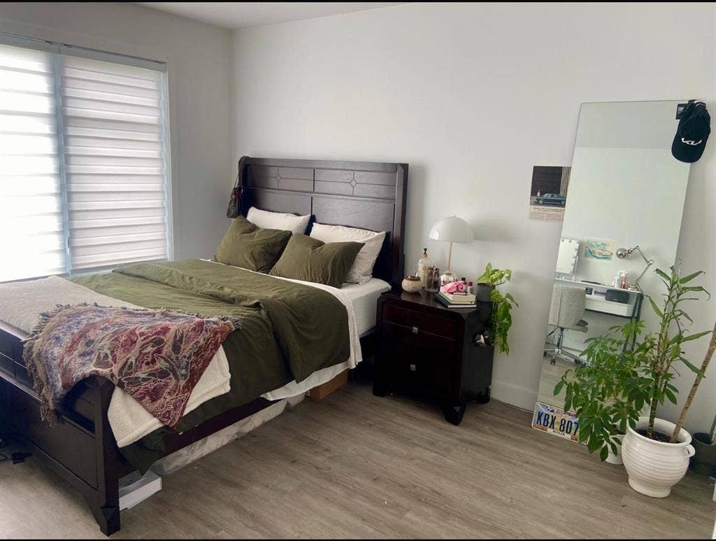 Chambre principale à louer! 😊