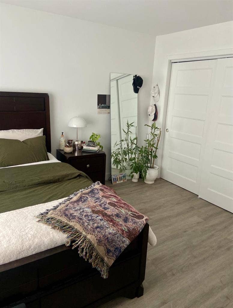 Chambre principale à louer! 😊