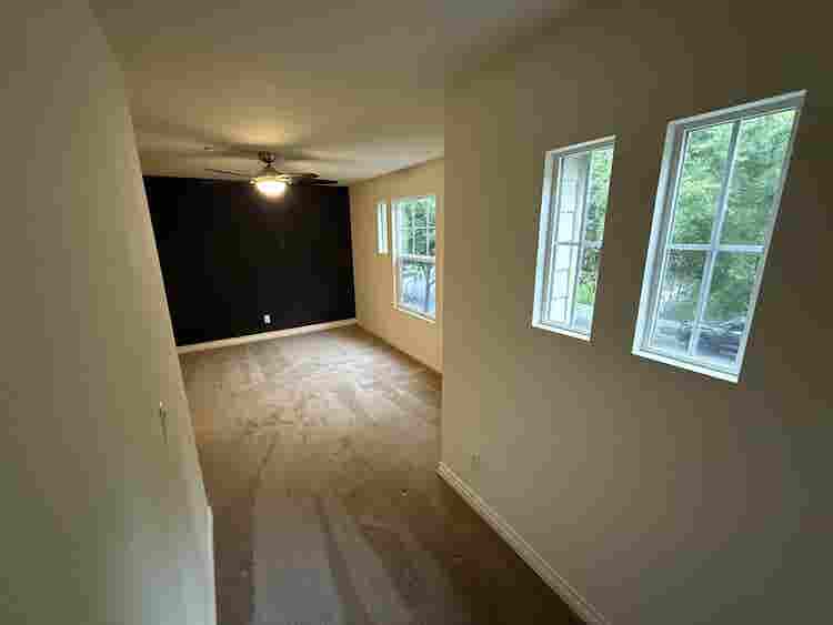 Room for Rent, Gated Community