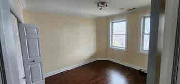 Share a House With Me!
