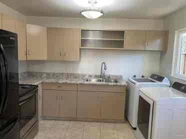 San Jose- 1 room available ($1k)