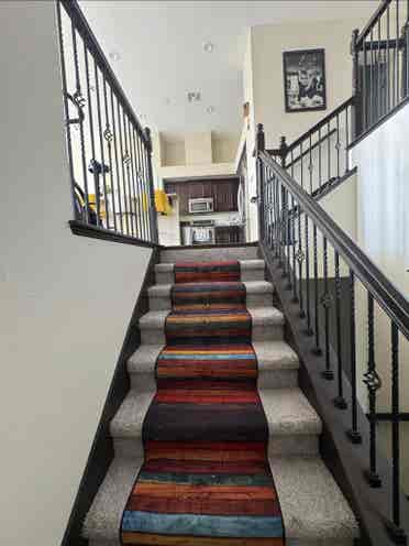 2rooms in Oakland Hills