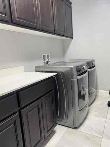 2rooms in Oakland Hills