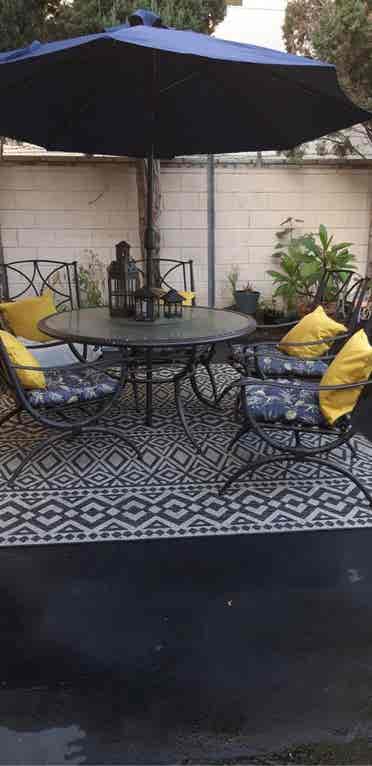 Looking for girl roommate in NoHo!