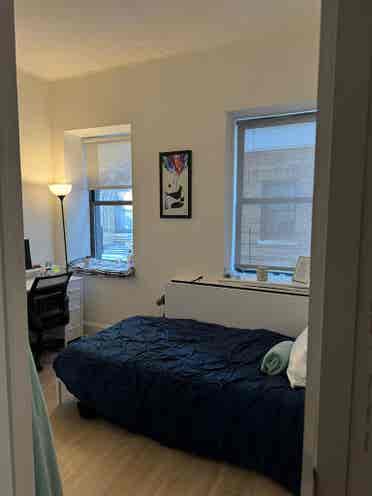 ✨Spacious Room in Midtown South✨