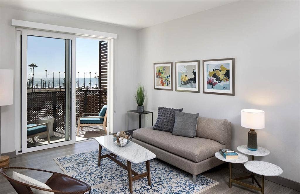 Seeking Roommate for DT Oceanside