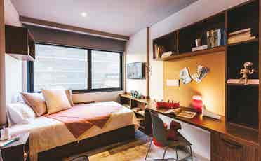 Private Studio Room