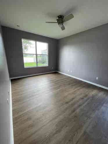 NEW HOUSE. 6 ROOMS AVAILABLE