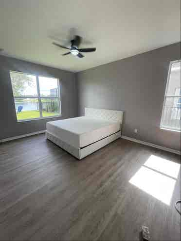 NEW HOUSE. 6 ROOMS AVAILABLE