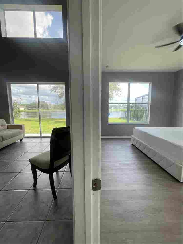 NEW HOUSE. 6 ROOMS AVAILABLE