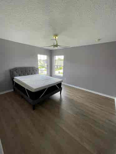 NEW HOUSE. 6 ROOMS AVAILABLE