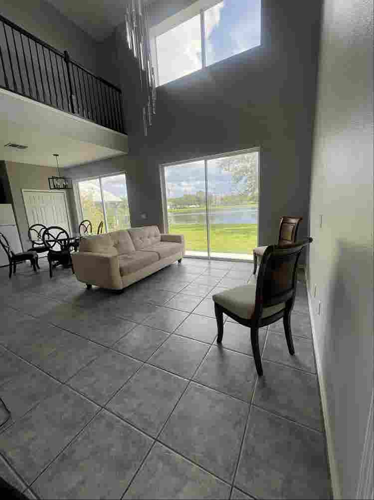 NEW HOUSE. 6 ROOMS AVAILABLE