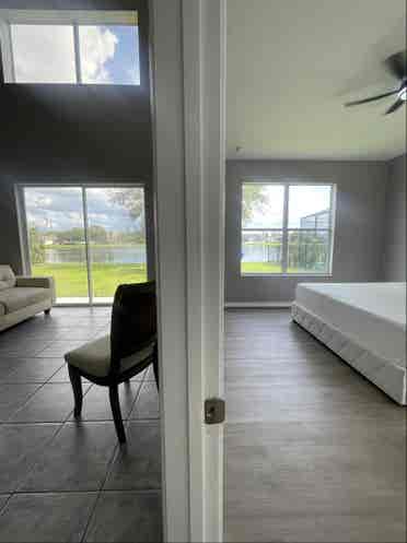 NEW HOUSE. 6 ROOMS AVAILABLE