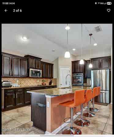 Looking for peaceful roommate