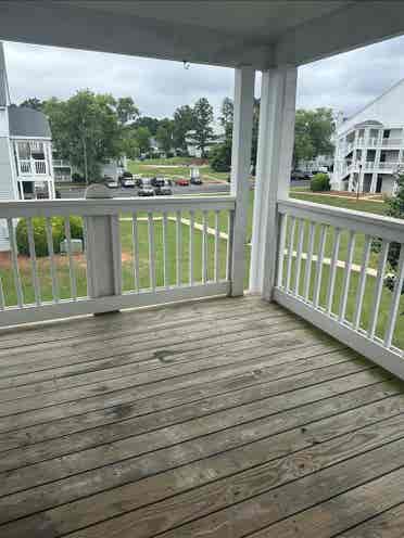 Lake Wylie Condo Roommate