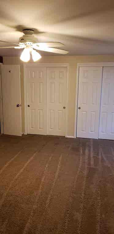 Master bedroom w private bathroom