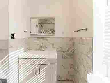 Baths Townhouse