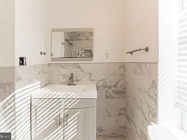 Baths Townhouse