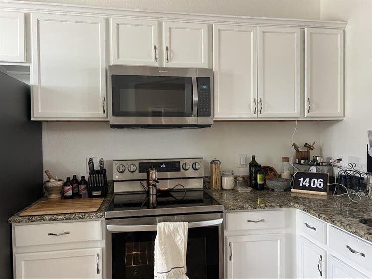 Private Suite • Safe & Pet Friendly
