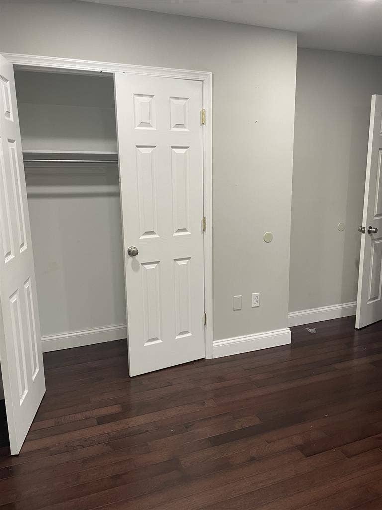 Private room near Shady Grove metro