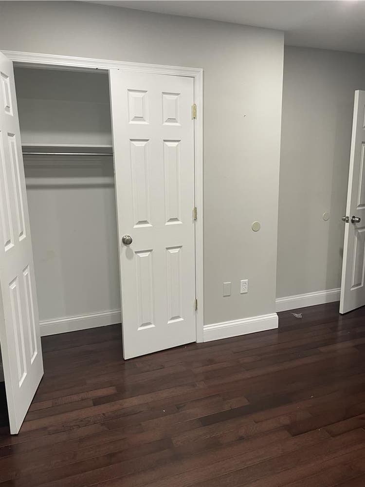 Private room near Shady Grove metro