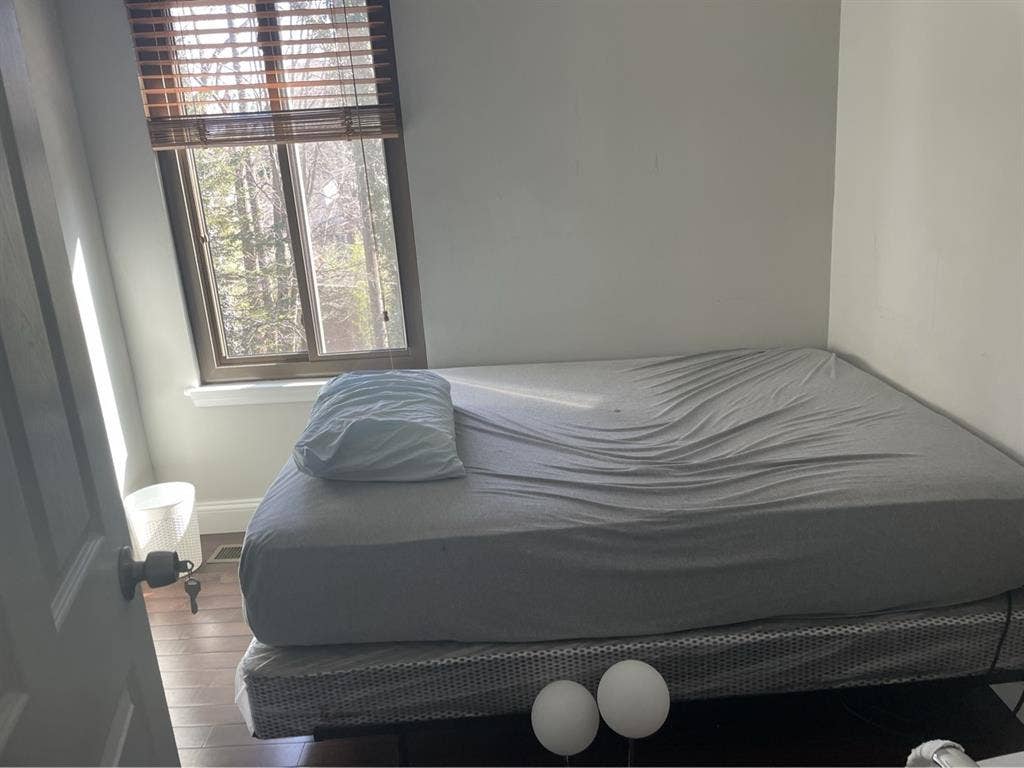 Private rooms in Rockville